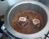 A picture of step 3 of Ossobuco.