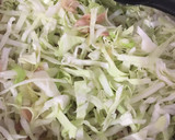 Foto del paso 4 de la receta: Ensalada de repollo y tocino