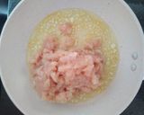 Foto langkah ke 3 dari resep Chiken Thai omelette.