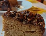 Foto del passaggio 3 della ricetta BANANA CAKE CON NOCI PECAN CARAMELLATE 🍌