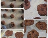 Foto langkah ke 3 dari resep Dcc cookies 4 bahan ala good time Kw Simple.