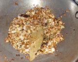 A picture of step 1 of Kadai Matar Paneer.