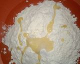 A picture of step 1 of Khasta Karara Lacha Paratha.