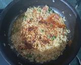 તડકા મેગી વિથ ચીઝ (Cheese Tadka Maggi Recipe In Gujarati) રેસીપી સ્ટેપ2ફોટો