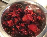 Une image de l'étape 2 de Flan pâtissier aux fruits rouges (pâte brisée aux fruits rouges).