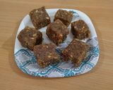 ખજૂર ગુંદર પાક (Khajoor Gundar Paak Recipe In Gujarati) રેસીપી સ્ટેપ10ફોટો