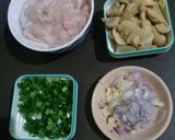 Foto langkah ke 1 dari resep Mie ayam jamur simple.