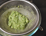 A picture of step 2 of Cucumber lime Mojito.
