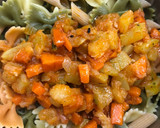 Foto del paso 2 de la receta: Pasta con zanahoria, cebolla y calabacín