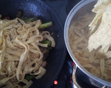 Foto del paso 8 de la receta: Tagliatelle Integrales con Trigueros, Panceta y Presa Ibérica en Salsa de Champiñones