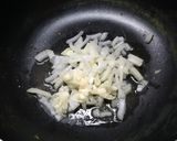 Foto langkah ke 2 dari resep 101. Tumis Ayam Nanas.