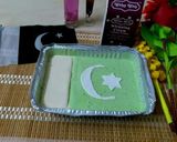 A picture of step 3 of Green and white ice cream.