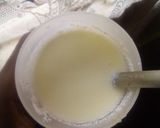 A picture of step 3 of Deep fried drop scones.