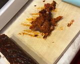 Kolbászos-sajtos tojás Air Fryerben sütve recept fázis 1 fotója