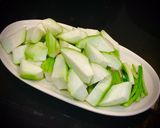 Hình bước làm 1 của món THỊT, NẤM XÀO MƯỚP