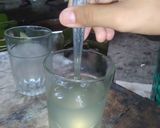 Foto langkah ke 2 dari resep 🍋 Lemon Hangat 🍋.