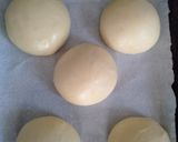Foto langkah ke 3 dari resep Korean garlic cheese bread with bechamel sauce.