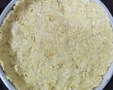 A picture of step 2 of Maggi Manchurian pie.