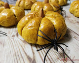 Foto del paso 10 de la receta: Panecillos especiados de calabaza rellenos de queso
