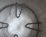 A picture of step 4 of Homemade Yeast pizza.