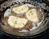 Foto langkah ke 4 dari resep Cireng isi mie sosis.