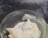 Foto langkah ke 5 dari resep Bolu Ketan Hitam Lapis Keju.