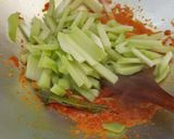 Foto langkah ke 3 dari resep Sambal Goreng Labu Siam Tempe.