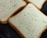 A picture of step 4 of Stuffed Potato Tava Toast Sandwiches.