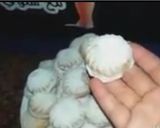 صورة لخطوة 8 من وصفة احلى كحك ذائب بالسمنه