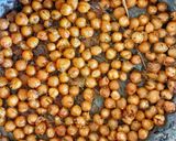 A picture of step 1 of Salad with Crispy Chickpeas.