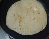 A picture of step 8 of Ghee chapati.