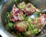 A picture of step 3 of Bohra/Bohri chicken kaari.
