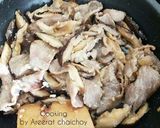 รูปขั้นตอนการทำที่ 4 ของ หมูผัดน้ำมันงา