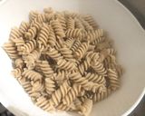 A picture of step 8 of Tuna Coconut Curry Pasta.