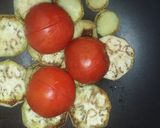 Foto del paso 2 de la receta: Arroz anisado con salsa de berenjena, tomate y repollo