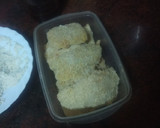 Foto del paso 4 de la receta: Merluza empanada con papas cocidas, zanahoria y huevo duro