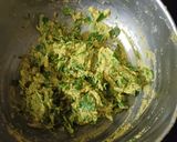A picture of step 3 of Methi kadigole.