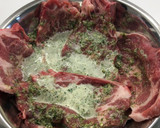 Foto del paso 1 de la receta: Filetes de cerdo macerados en cilantro y lima