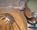 A picture of step 8 of Linguine with Clams (Lupini) and Yellow Cherry Tomatoes.
