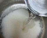 A picture of step 4 of Moong dal jalebi.