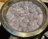 Foto langkah ke 4 dari resep Bubur Candil Bunga Telang.