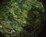 Foto langkah ke 2 dari resep Tumis Daun Singkong Teri Medan.