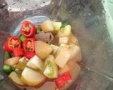Gambar langkah 1 resipi Air Asam Simple.
