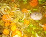 A picture of step 6 of Turmeric rice with minced meat and vegies.