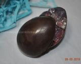 A picture of step 12 of Geode Chocolate Eggs.