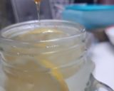 Gambar langkah 2 resipi Honey Lemon Juice.