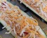 Foto del paso 2 de la receta Calabacín relleno de tortilla