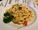 Foto langkah ke 3 dari resep Spaghetti Aglio Olio e Peperoncino.