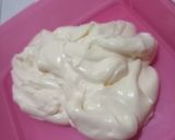 Foto langkah ke 3 dari resep Es Krim Strawberry (Creamy Banget).