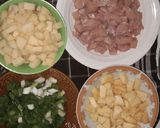 Foto langkah ke 1 dari resep Rica-rica ayam,nanas,kentang.